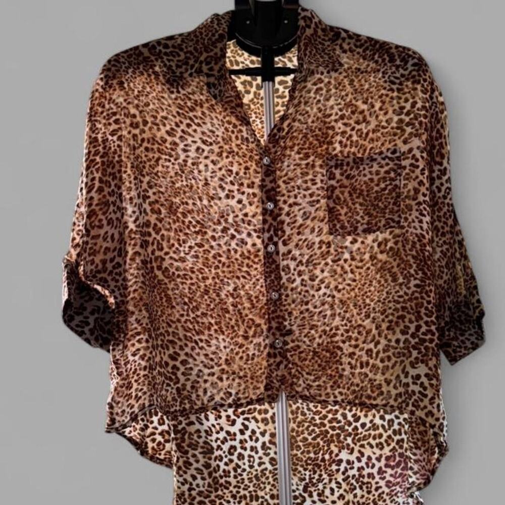 Xtaren lepdard print collar button up